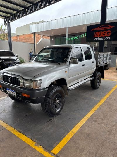 TOYOTA Hilux SRV 3.0TD 4X4 C.D. 2004