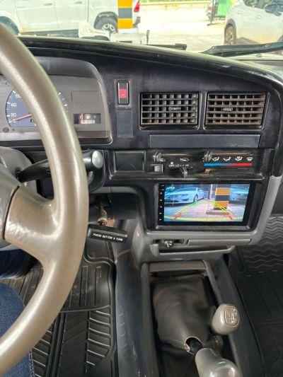 TOYOTA Hilux SRV 3.0TD 4X4 C.D. 2004 - miniatura 4