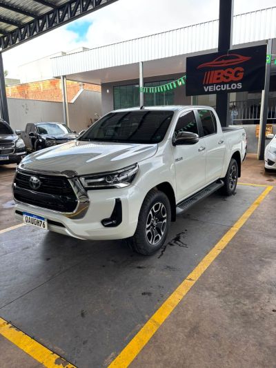 TOYOTA Hilux SRX D4-D 2.8TDi 16v 4X4 C.D. 2021 - miniatura 2