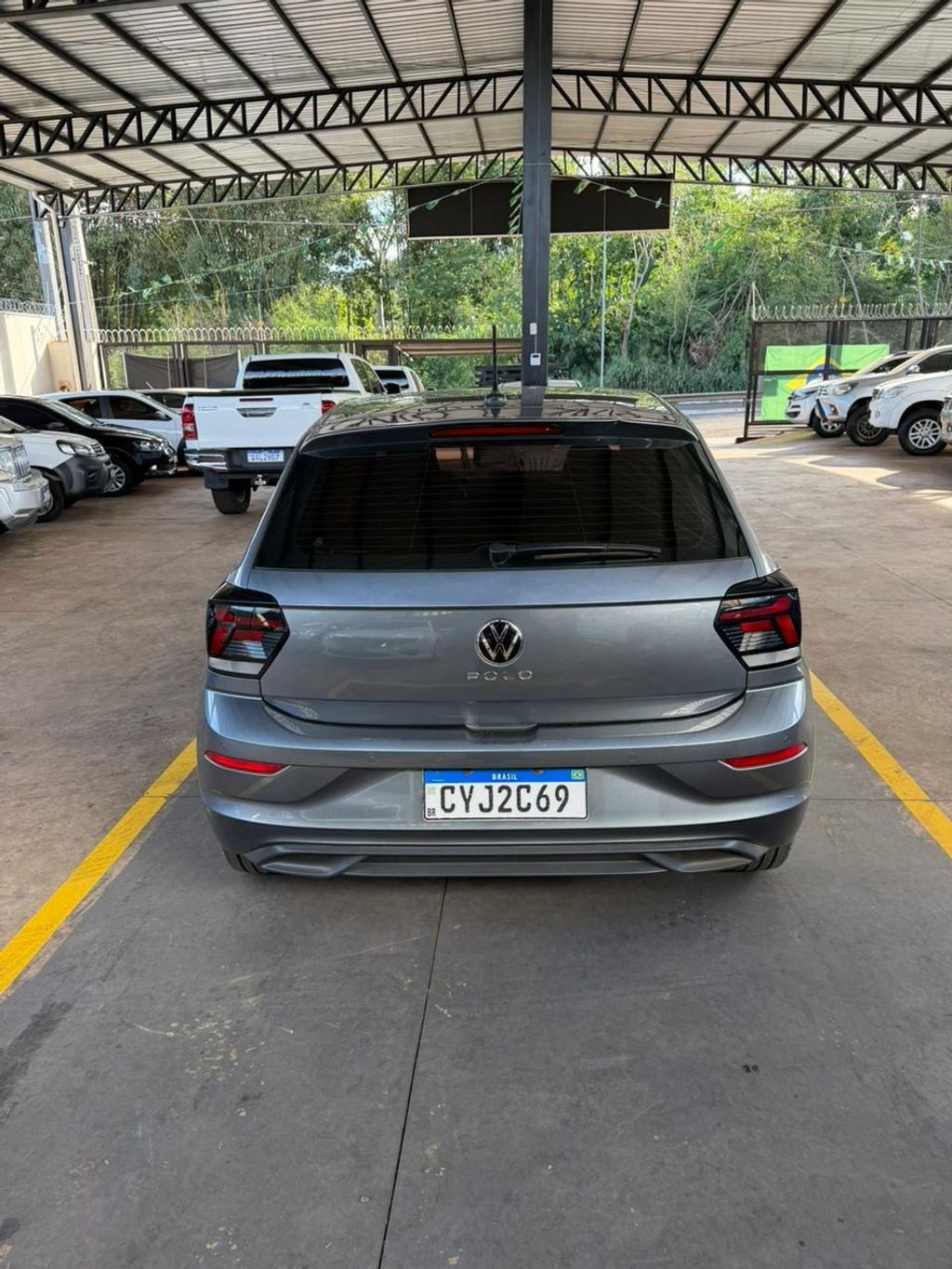 VOLKSWAGEN Polo Hatch Comfortline 1.0 12v TSi 2023 - miniatura 2