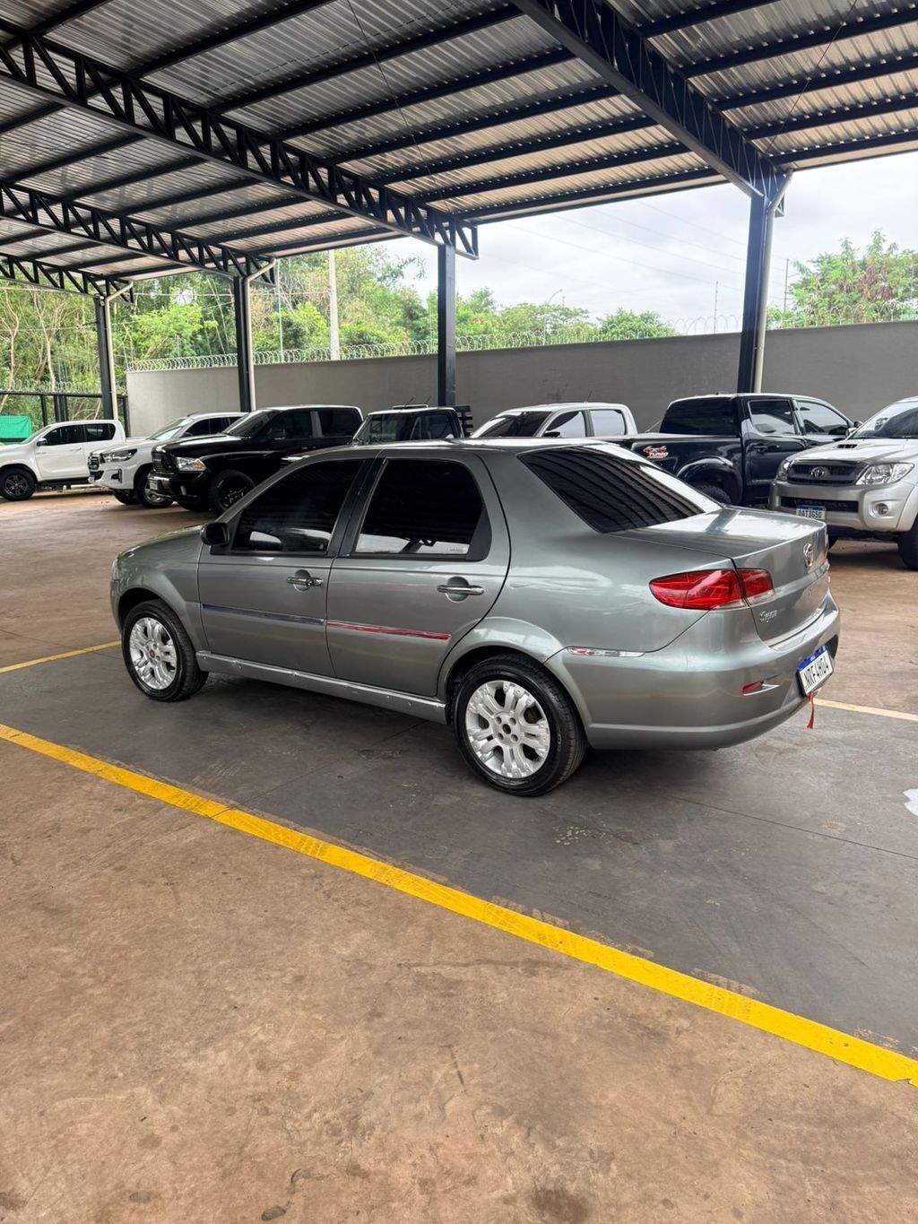 FIAT Siena EL 1.0 2011 - miniatura 5