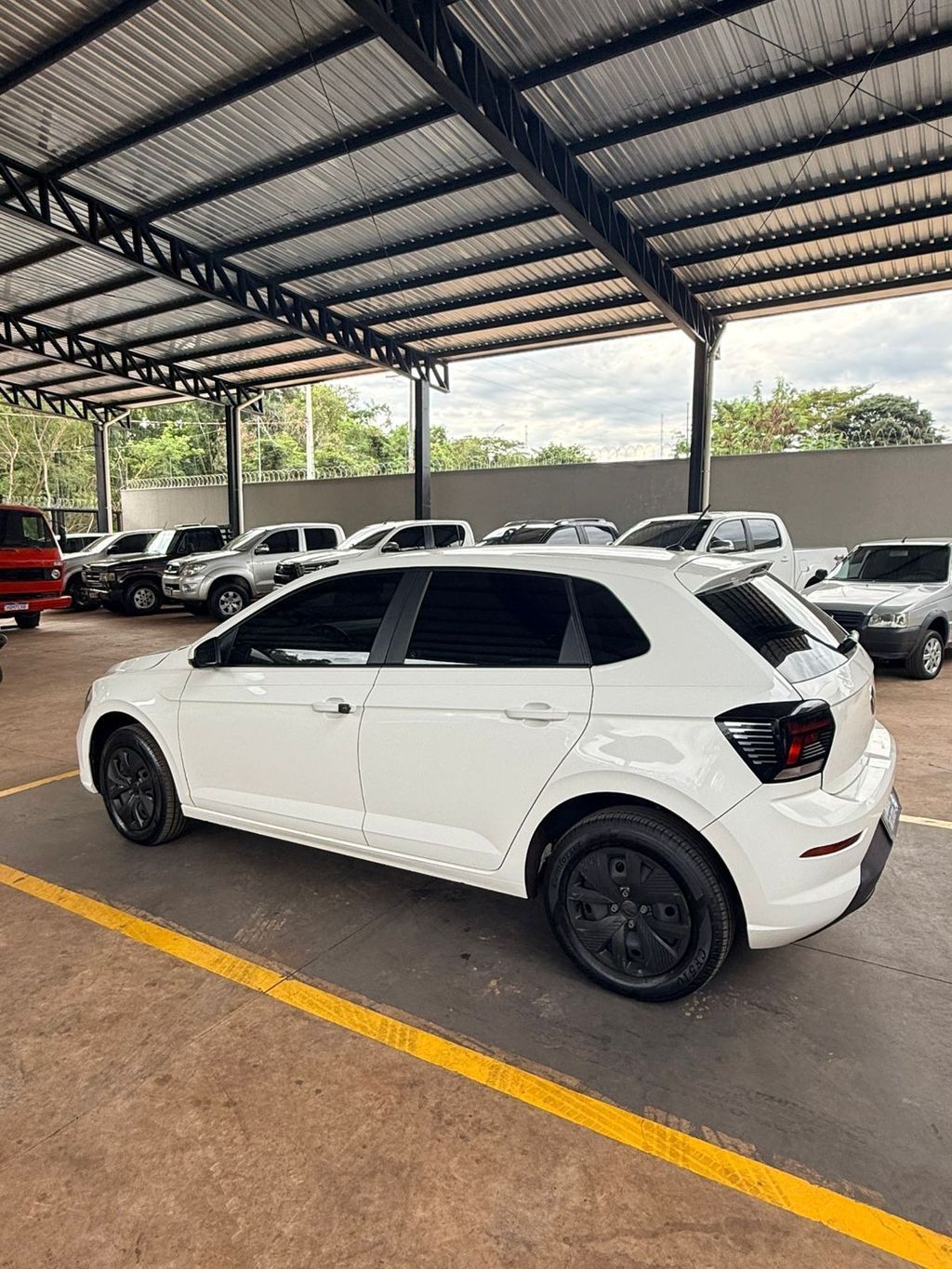 VOLKSWAGEN Polo Hatch Track 1.0 12v 2025 - miniatura 2