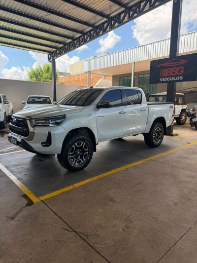 TOYOTA Hilux SRX D4-D 2.8TDi 16v 4X4 C.D. 2021