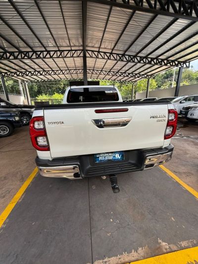 TOYOTA Hilux SRX D4-D 2.8TDi 16v 4X4 C.D. 2021 - miniatura 8
