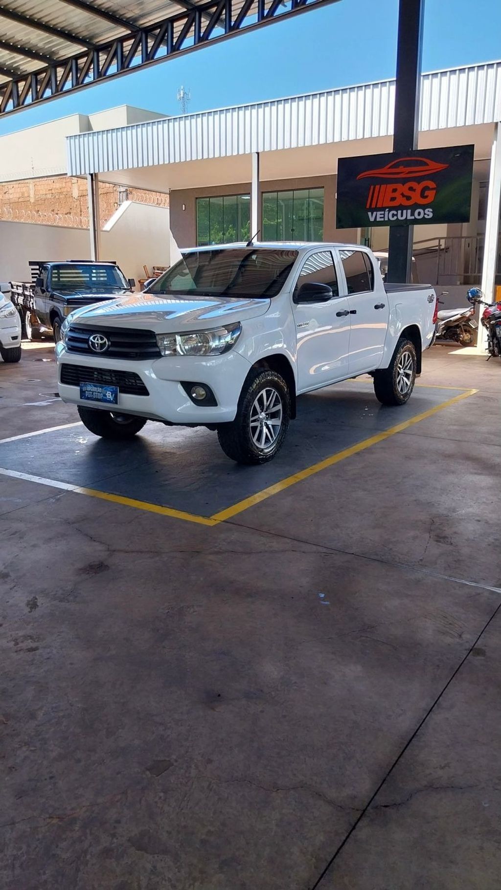 TOYOTA Hilux D4-D 2.8TDi 16v 4X4 C.D. 2019 - miniatura 5