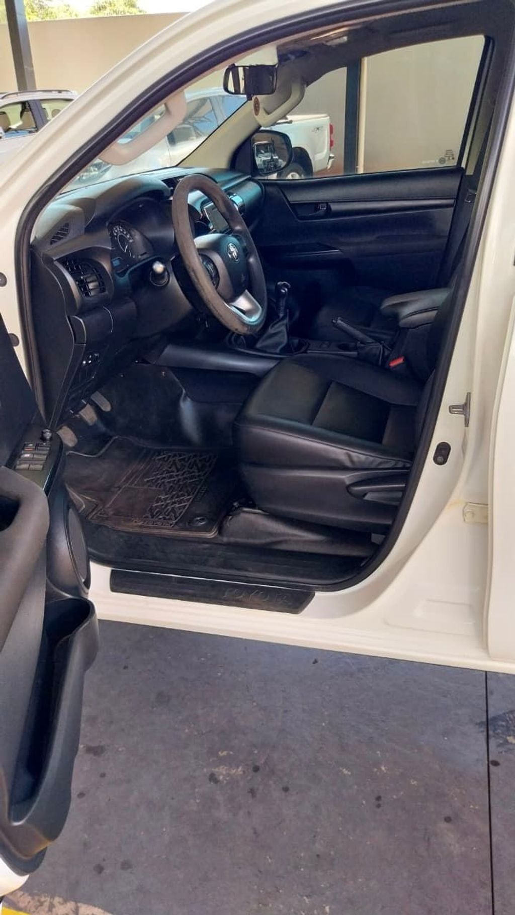 TOYOTA Hilux D4-D 2.8TDi 16v 4X4 C.D. 2019 - miniatura 9