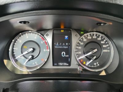 TOYOTA Hilux SR D4-D 2.8TDi 16v 4X4 C.D. 2023 - miniatura 7