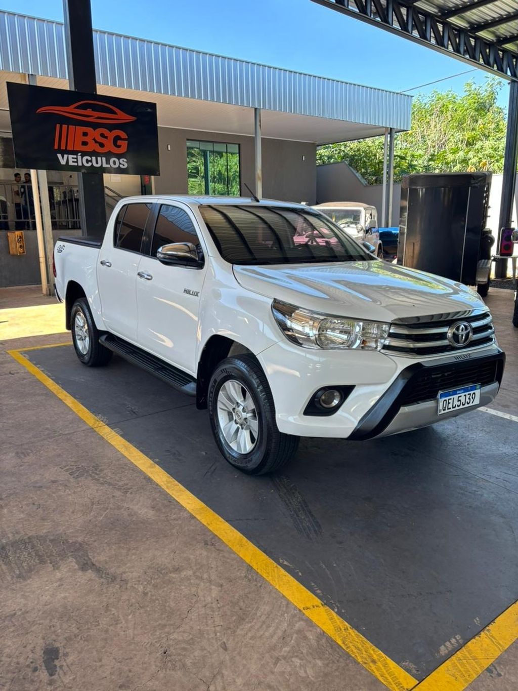 TOYOTA Hilux SRV D4-D 2.8TDi 16v 4X4 C.D. 2018 - miniatura 9