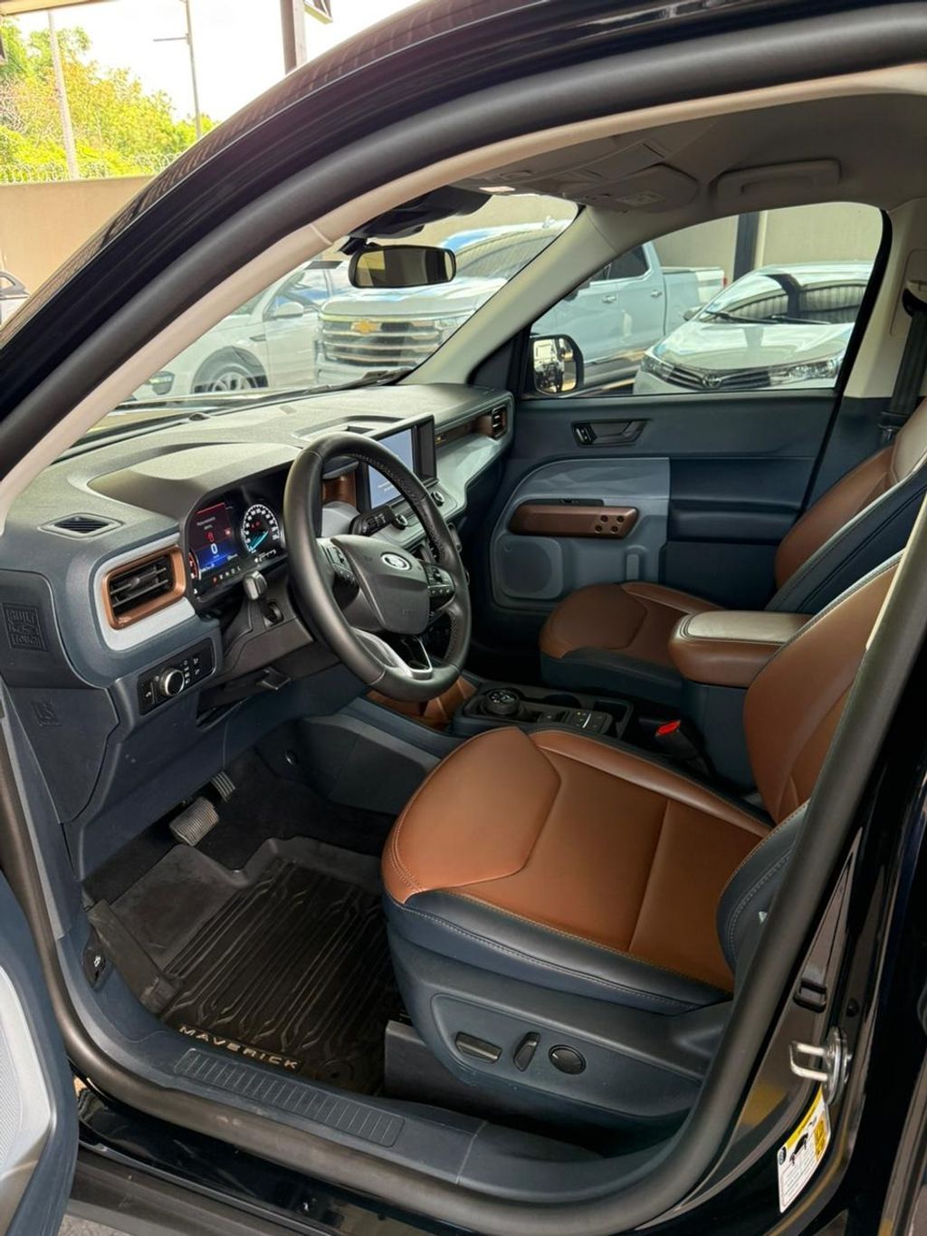 FORD Maverick Lariat FX4 2.0T 16v AWD 2024 - miniatura 4