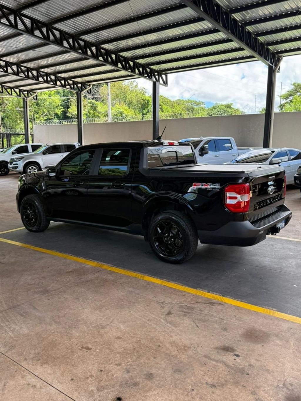 FORD Maverick Lariat FX4 2.0T 16v AWD 2024 - miniatura 8