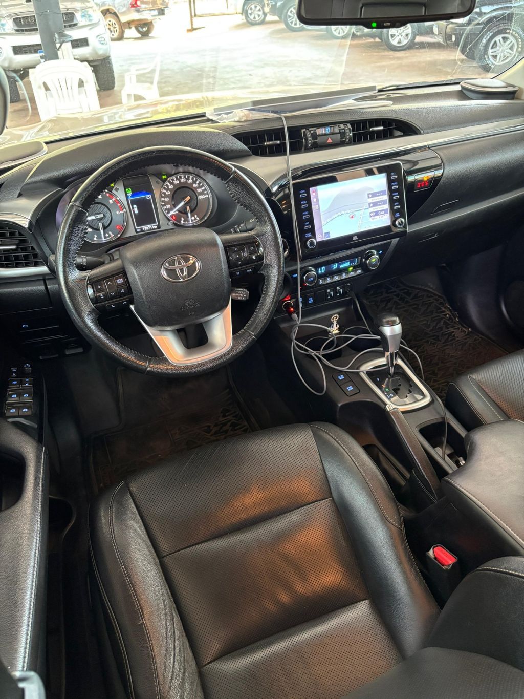 TOYOTA Hilux SRX D4-D 2.8TDi 16v 4X4 C.D. 2021 - miniatura 7