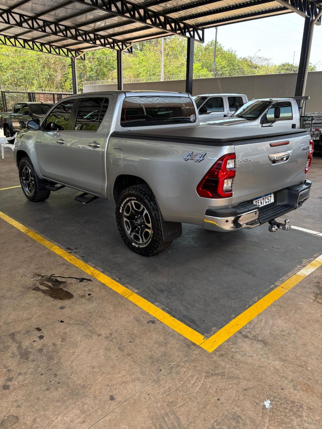 TOYOTA Hilux SRX D4-D 2.8TDi 16v 4X4 C.D. 2021 - miniatura 9