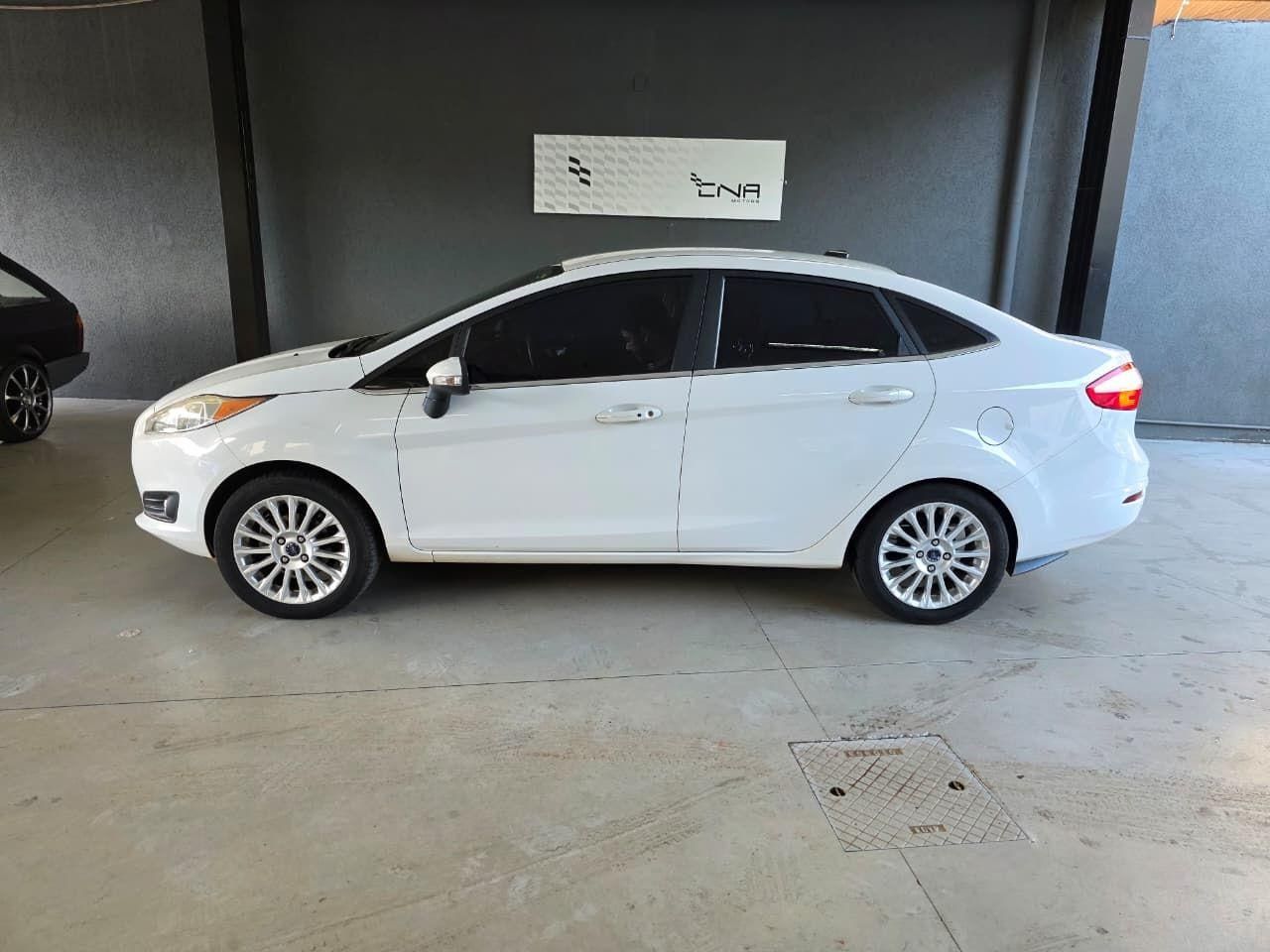 FORD Fiesta Sedan Titanium 1.6 16v 2017