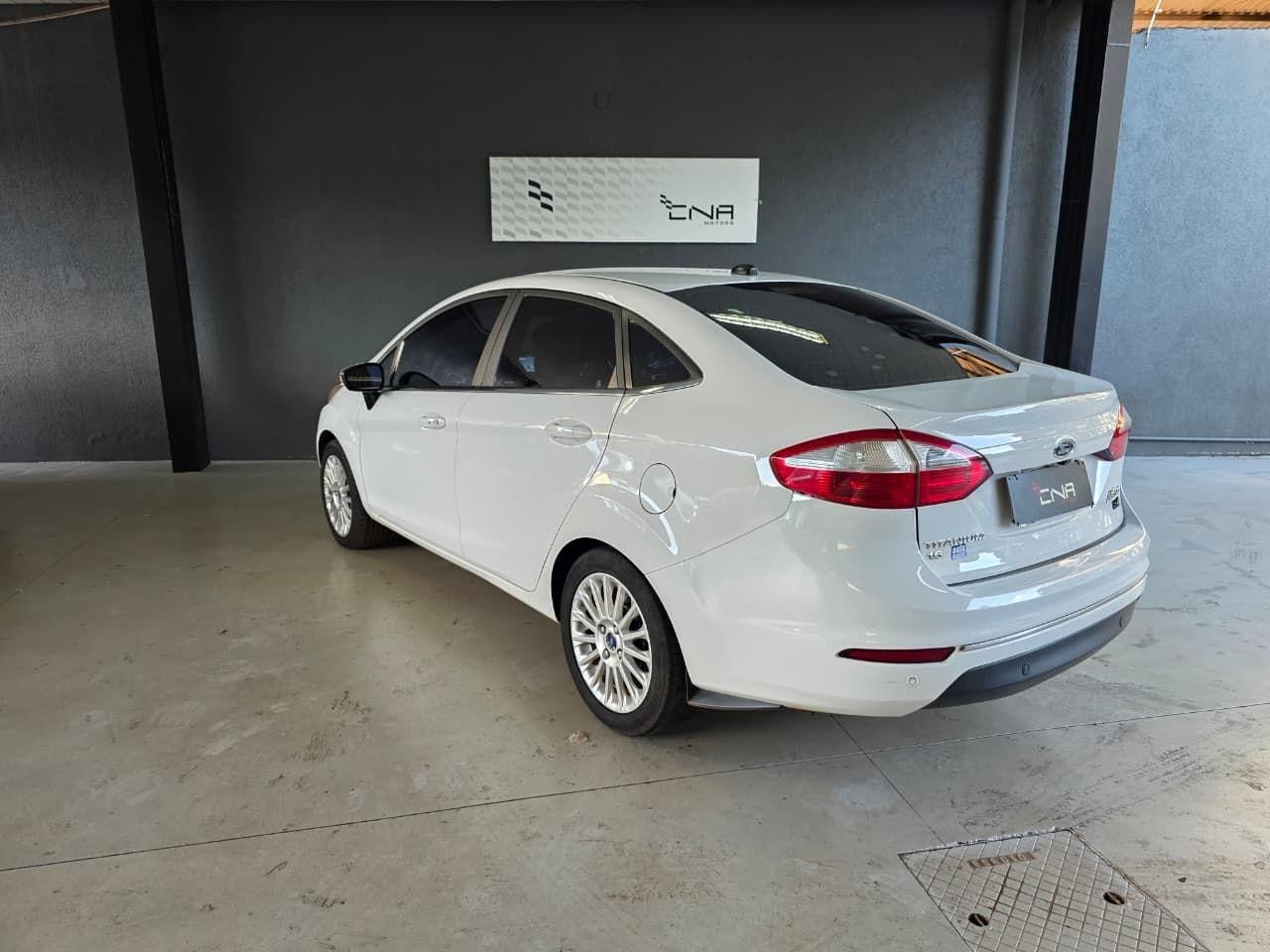 FORD Fiesta Sedan Titanium 1.6 16v 2017 - miniatura 3