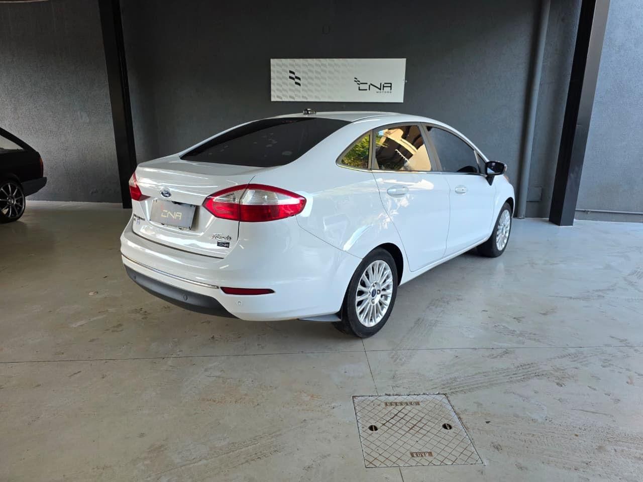 FORD Fiesta Sedan Titanium 1.6 16v 2017 - miniatura 4