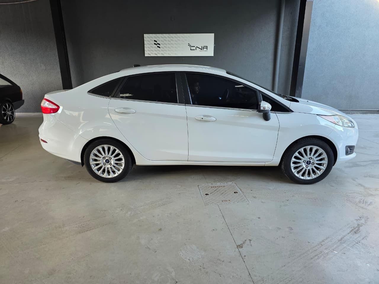 FORD Fiesta Sedan Titanium 1.6 16v 2017 - miniatura 5
