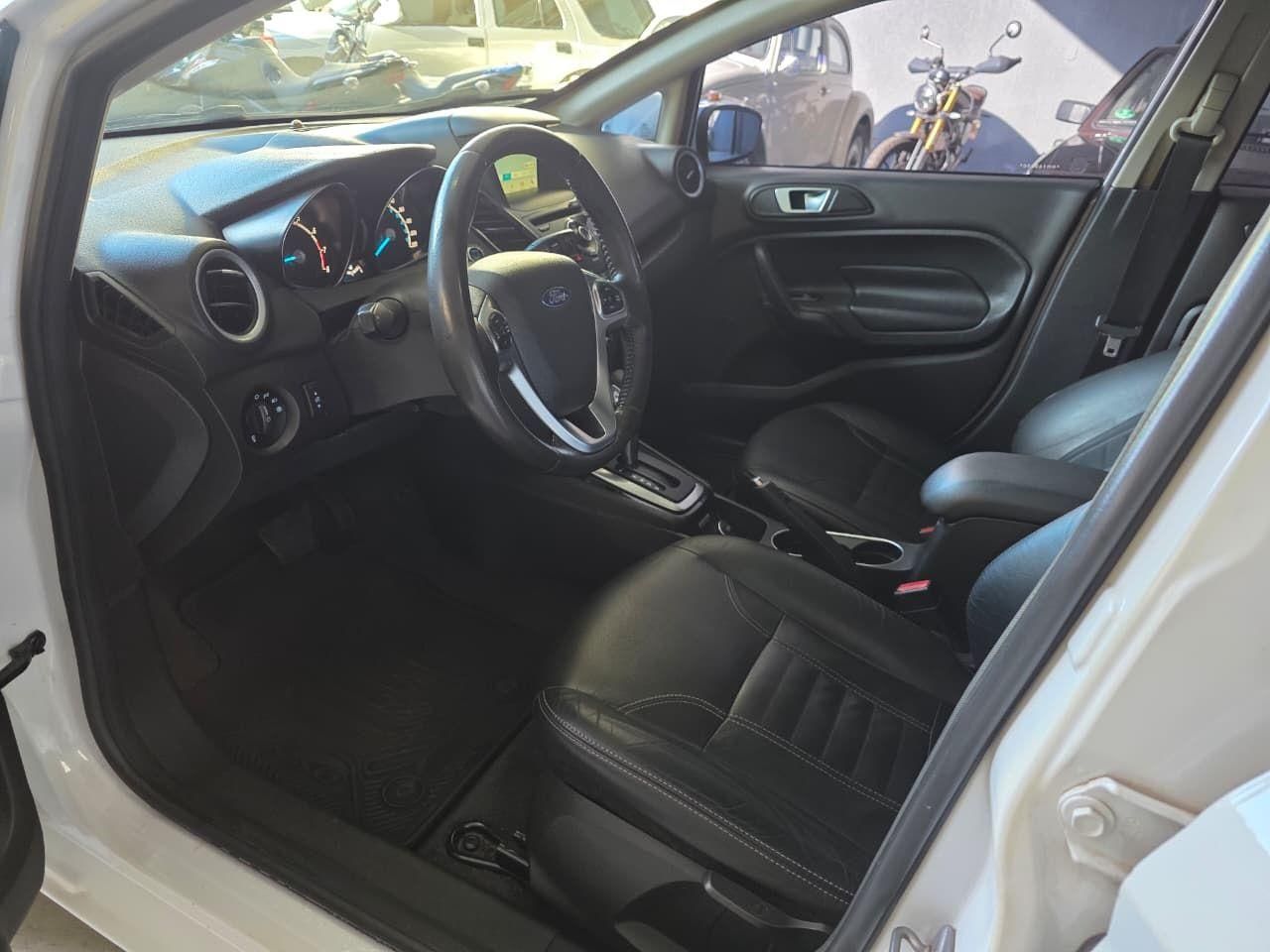 FORD Fiesta Sedan Titanium 1.6 16v 2017 - miniatura 13