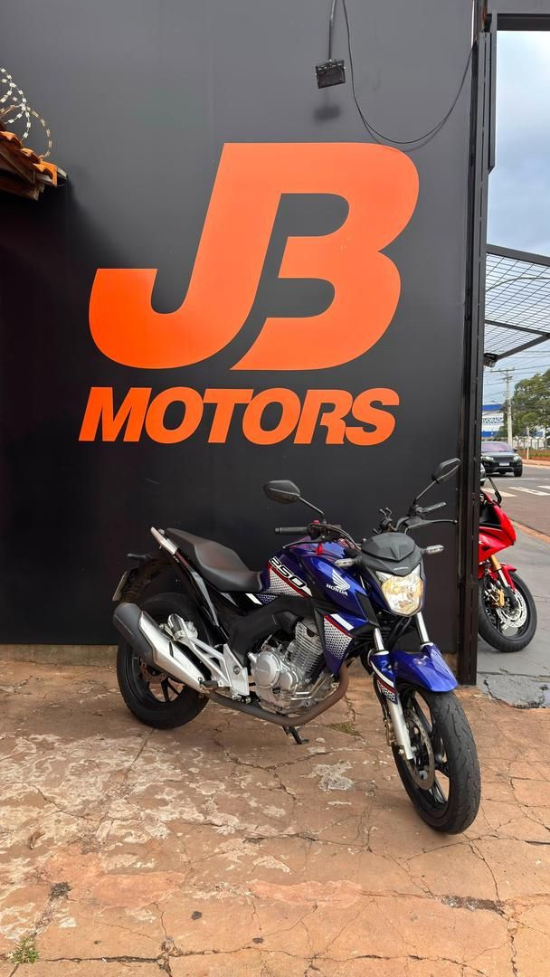 HONDA CB 250i Twister 2022