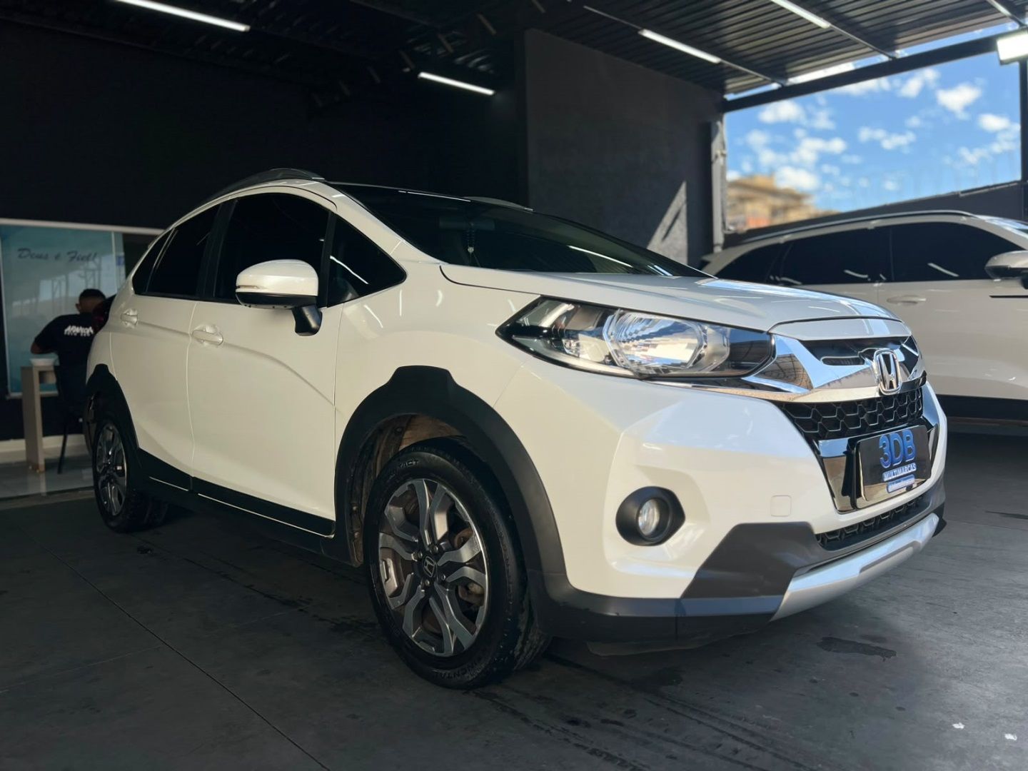 HONDA WR-V EX 1.5 16v 2018 - miniatura 3