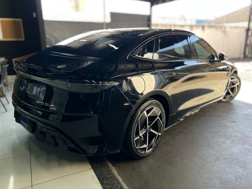 BYD Seal EV AWD 2024 - miniatura 5