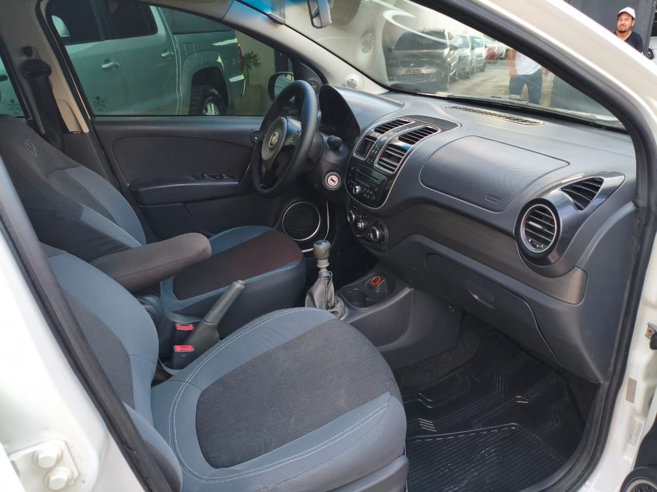FIAT Grand Siena Tetrafuel 1.4 2015 - miniatura 6