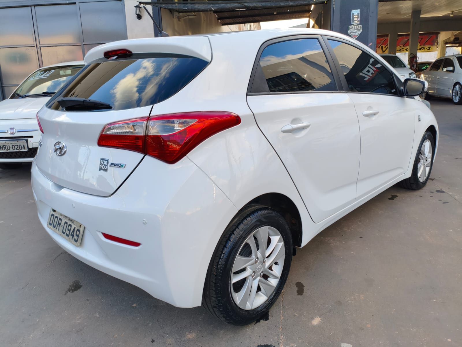 HYUNDAI HB20 Comfort 1.0 12v 2015 - miniatura 3