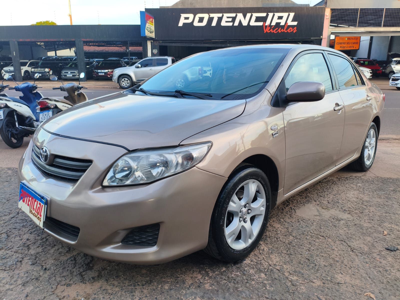 TOYOTA Corolla GLi 1.8 16v 2010