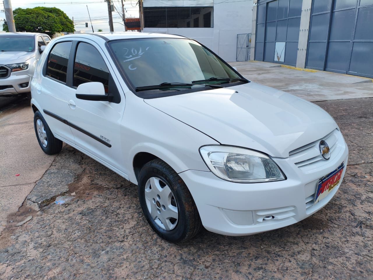 CHEVROLET Celta Spirit 1.0 2p. 2010 - miniatura 2