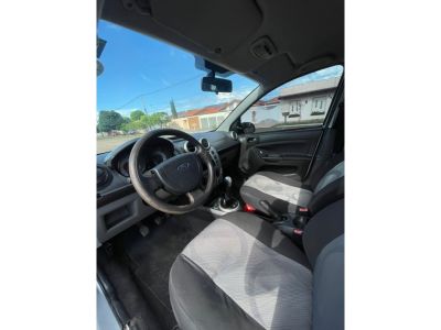 FORD Fiesta Sedan 1.0 2010 - miniatura 9