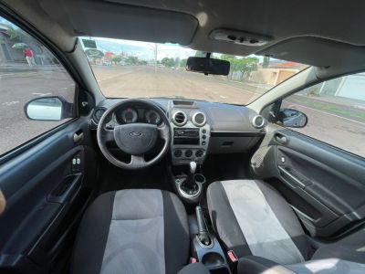 FORD Fiesta Sedan 1.0 2010 - miniatura 10