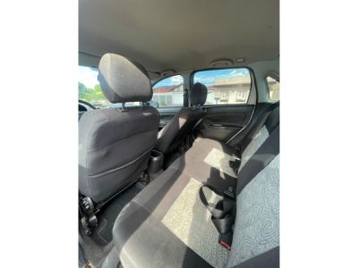 FORD Fiesta Sedan 1.0 2010 - miniatura 11