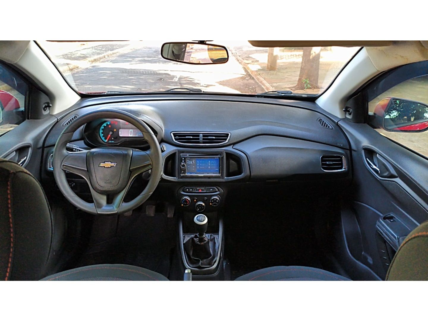 CHEVROLET Onix LT 1.4 2015 - miniatura 11