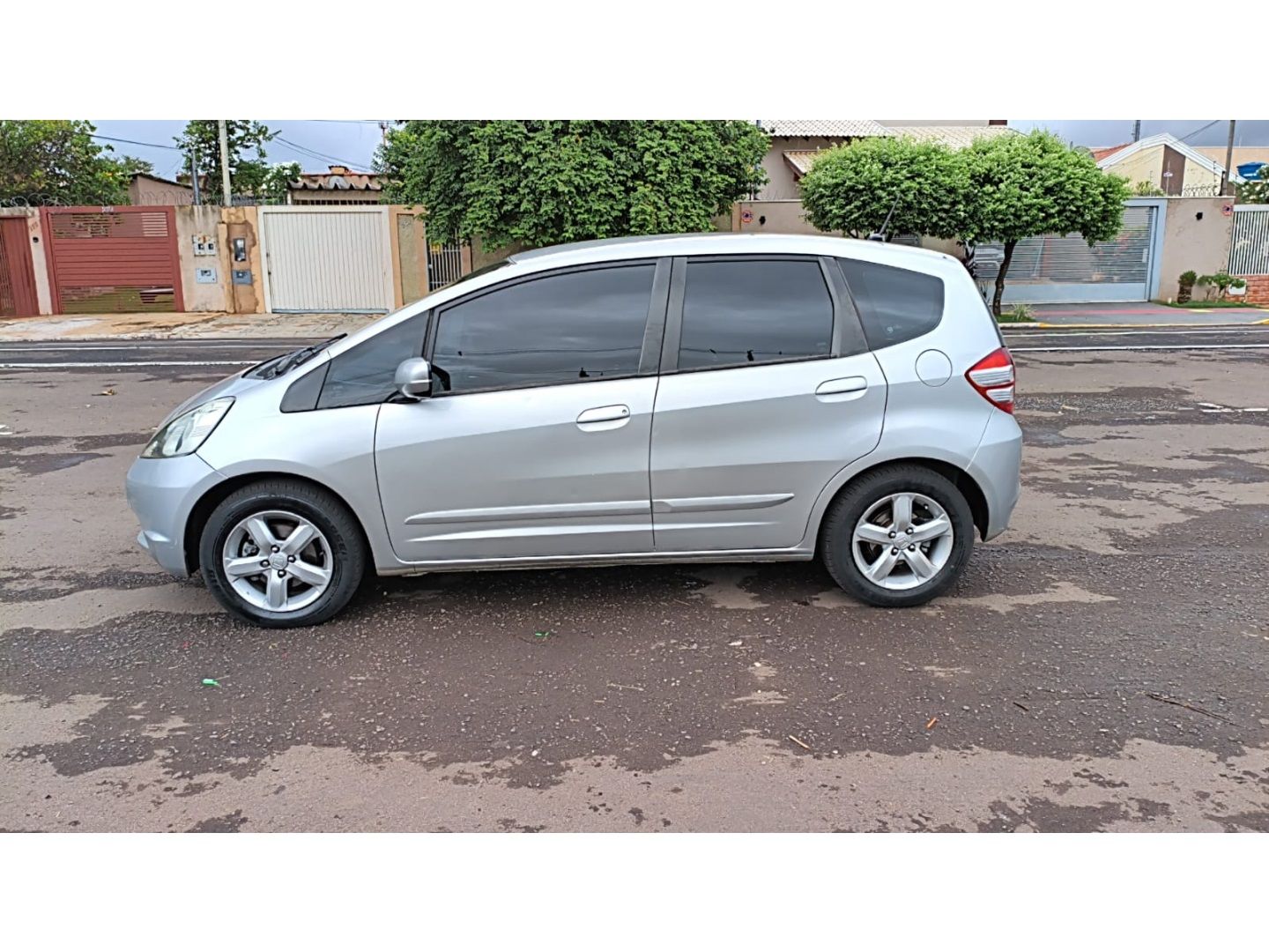 HONDA Fit LXL 1.4 16v 2011 - miniatura 4