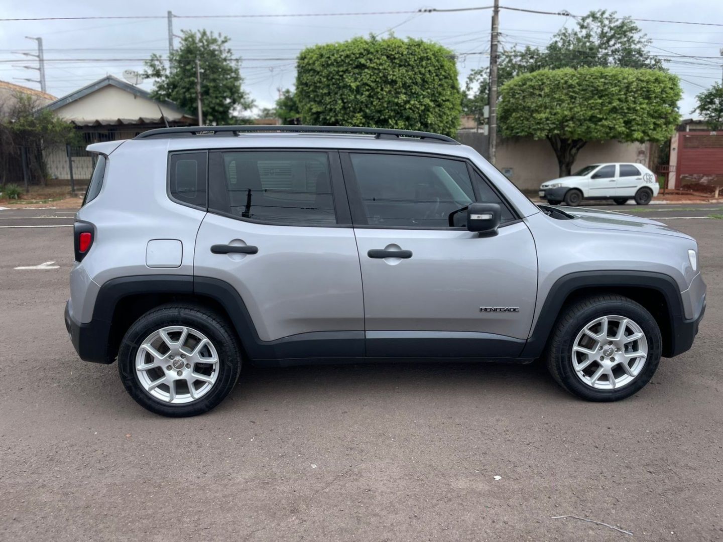 JEEP Renegade Sport 1.8 16v 2021 - miniatura 4