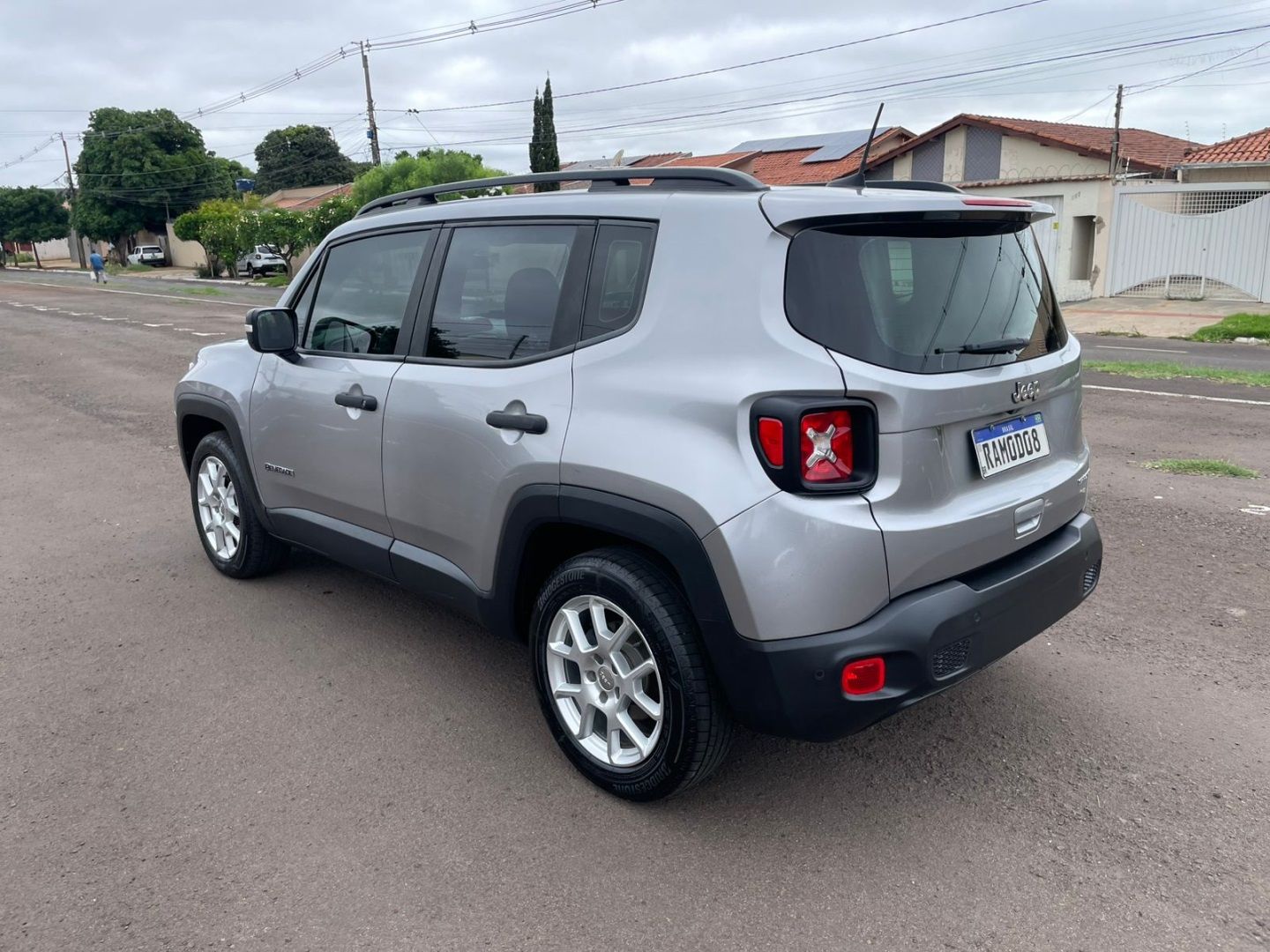 JEEP Renegade Sport 1.8 16v 2021 - miniatura 8