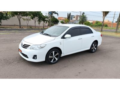TOYOTA Corolla GLi 1.8 16v 2013