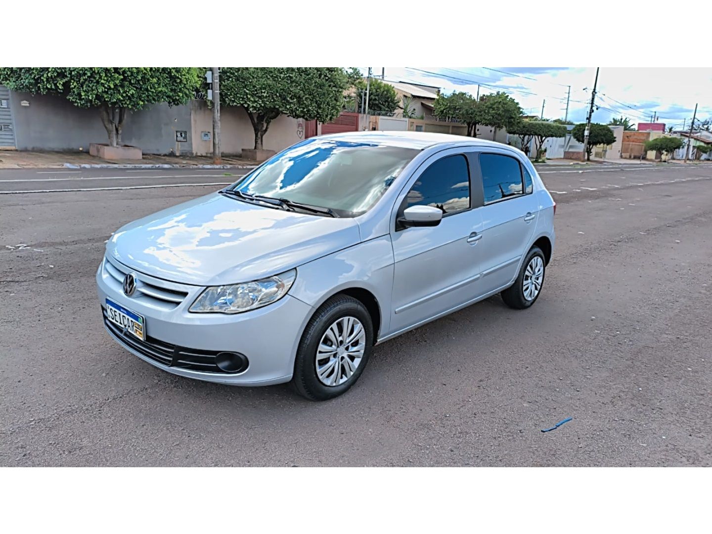 VOLKSWAGEN Gol 1.0 4p. 2009 - miniatura 3
