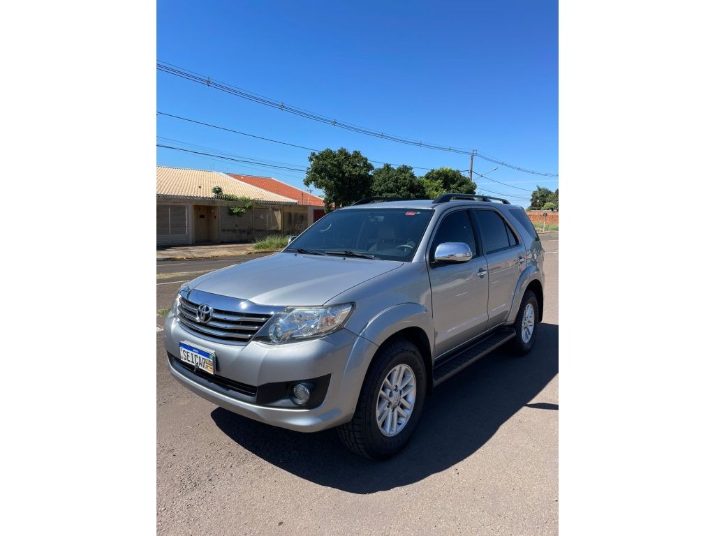 TOYOTA Hilux SW4 SR 2.7 16v 2015 - miniatura 3