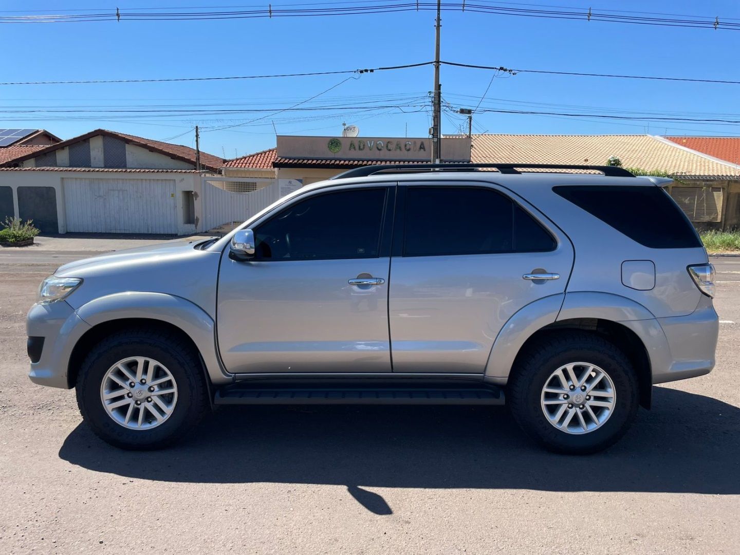 TOYOTA Hilux SW4 SR 2.7 16v 2015 - miniatura 4