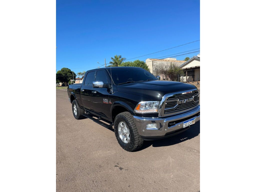 RAM 2500 Laramie 6.7TDi 24v 4X4 C.D. 2016