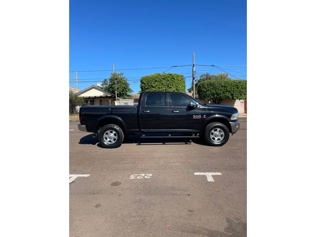 RAM 2500 Laramie 6.7TDi 24v 4X4 C.D. 2016 - miniatura 7