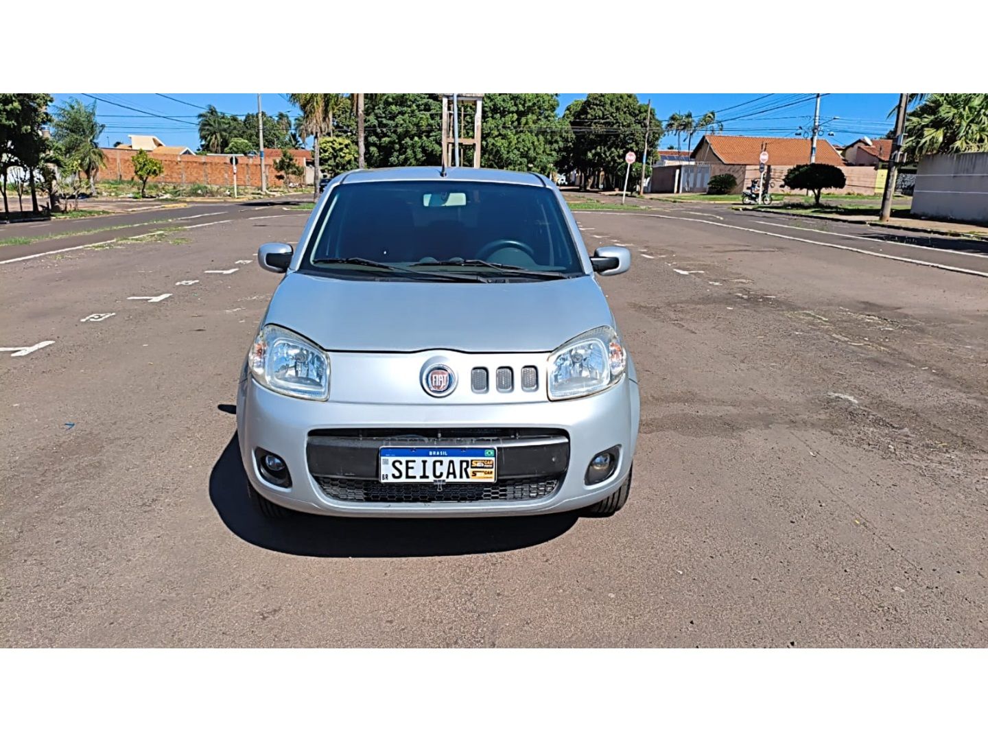 FIAT Uno Vivace 1.0 4p. 2012 - miniatura 2