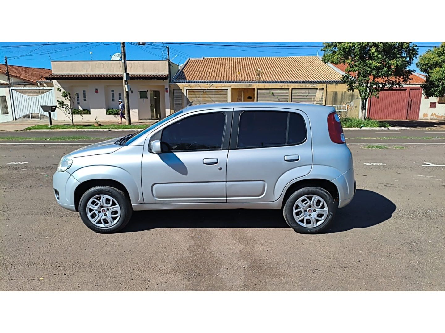 FIAT Uno Vivace 1.0 4p. 2012 - miniatura 7