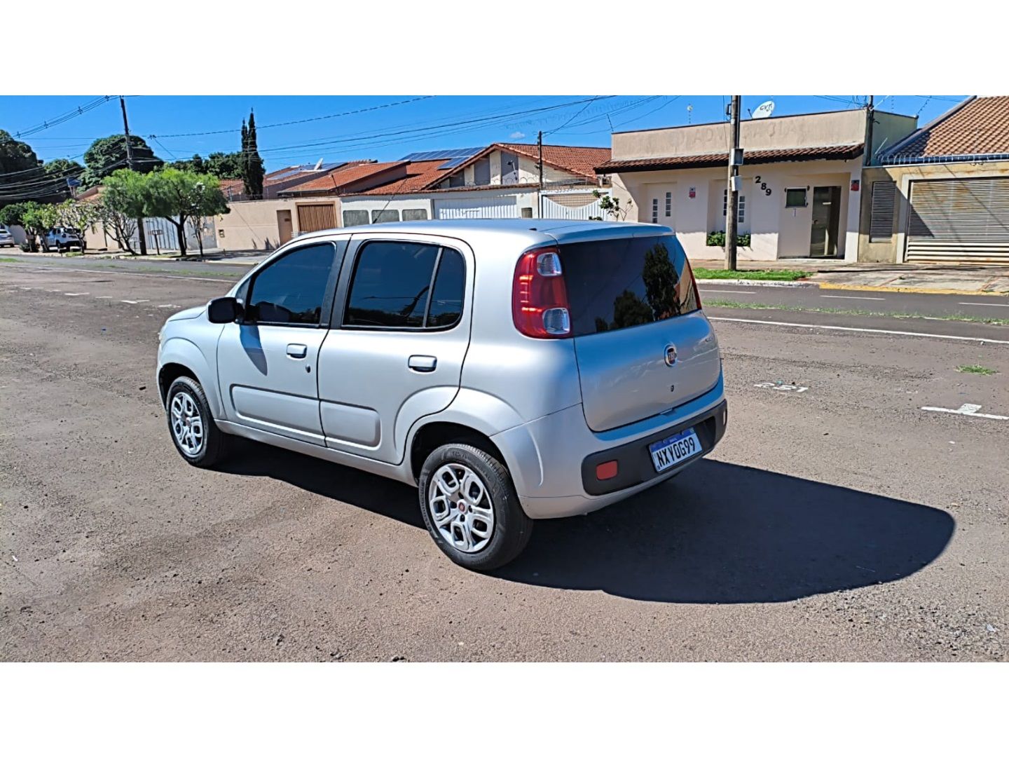 FIAT Uno Vivace 1.0 4p. 2012 - miniatura 8