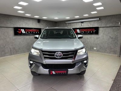 TOYOTA Hilux SRX D4-D 2.8TDi 16v 4X4 C.D. 2019 - miniatura 2