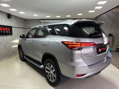 TOYOTA Hilux SRX D4-D 2.8TDi 16v 4X4 C.D. 2019 - miniatura 6