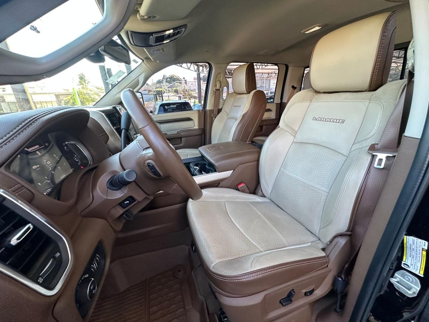 RAM 2500 Laramie 6.7TDi 24v 4X4 C.D. 2023 - miniatura 10