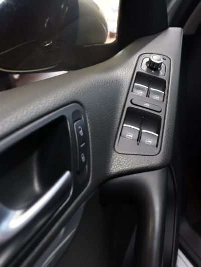 VOLKSWAGEN Tiguan 2.0 16v TSi 2015 - miniatura 10