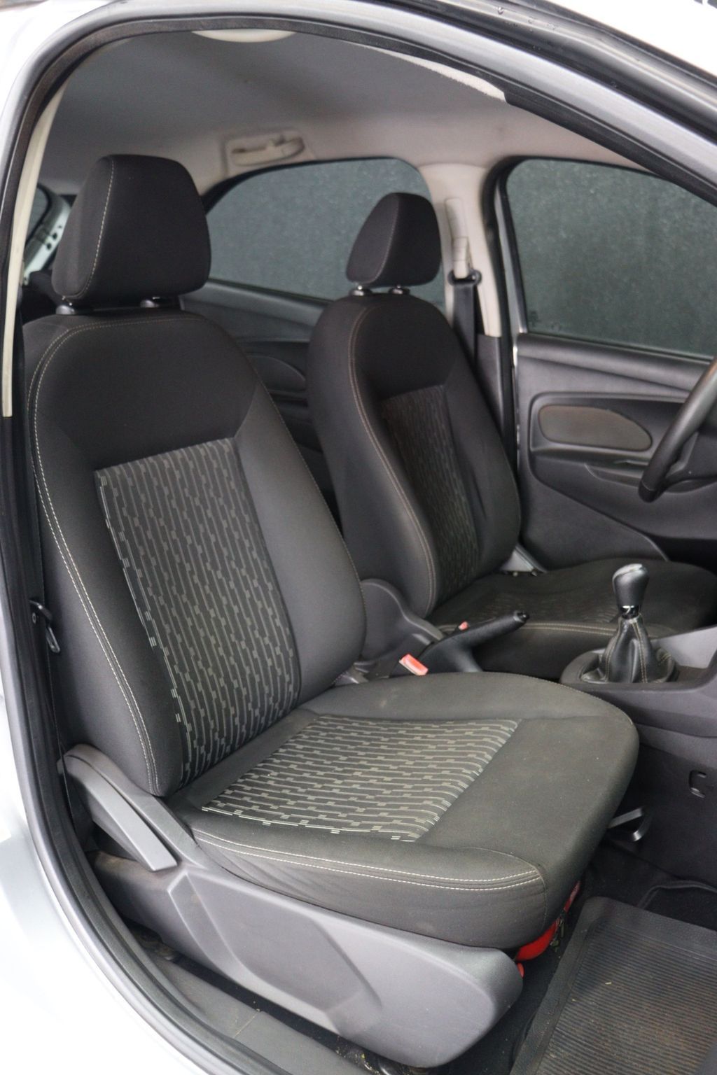 FORD Ka SE 1.0 12v 2015 - miniatura 5