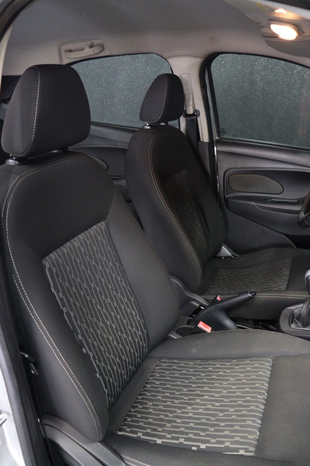 FORD Ka SE 1.0 12v 2015 - miniatura 8